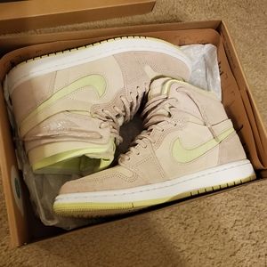 *BRAND NEW* Air Jordan 1 Zoom "Lemon Twist"